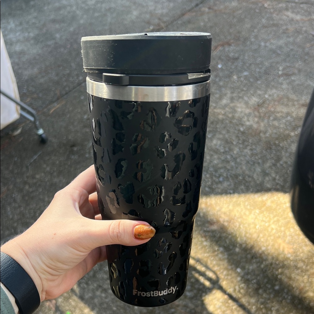 FrostBuddy Black Leopard Tumbler